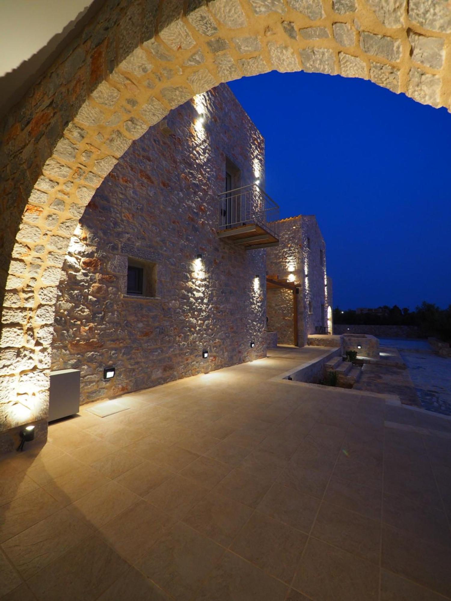 Terra Di Pietra Exclusive Suites & Apartments Areópolisz Kültér fotó